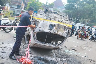 印尼足球場踩踏事件至少125死 總統下令徹查