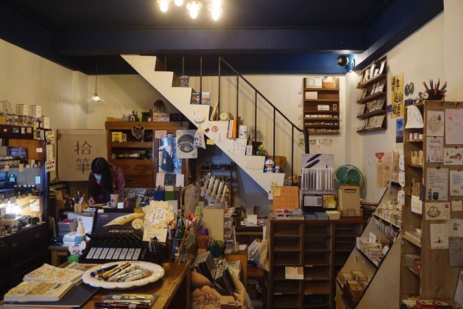 嘉市潮選店 100 Select_拾筆。（圖/嘉義市政府提供）