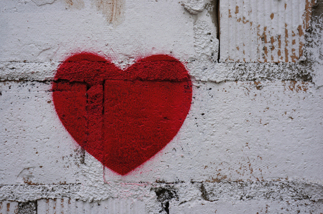 金牛座、巨蟹座、摩羯座你必须尽全力狠狠的追求，因为个性保守不愿意这么容易卸下心防，需要长期抗战才有机会追到他们。（示意图／Shutterstock）
