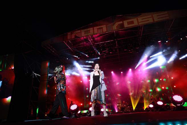 血肉果汁机与张秀卿同台合作。（新视纪整合行销提供）