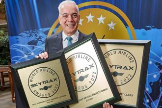 阿聯酋航空榮獲Skytrax全球最佳航空三大獎項