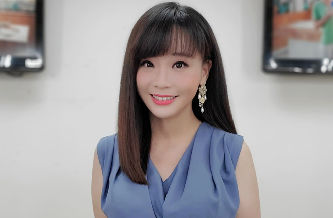 林佑之拥有甜美脸孔及姣好身材，被网友封为「辣妹主播」。(林佑之脸书)