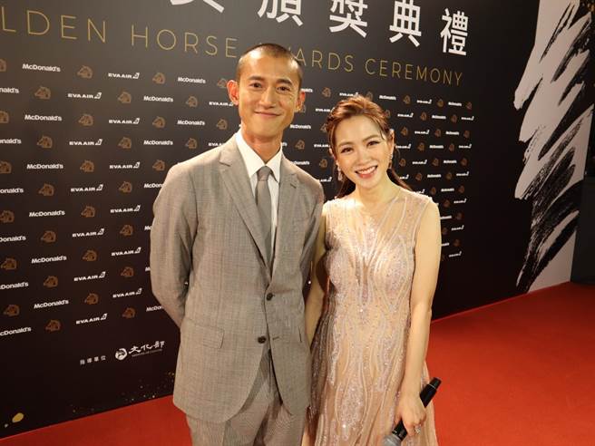 吴慷仁（左）、杨千霈过去常在金马红毯碰面。（《9馆不打Yang》节目提供）