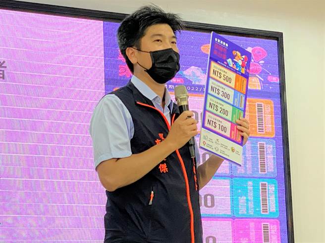 917、918强震重挫台东观光，台东县府今天宣布加码千万旅游补助，业者推优惠方案。台东旅馆公会理事长高泉杰说，期待透过县府及在地业者共同加码，鼓励更多人到台东旅游。（蔡旻妤摄）