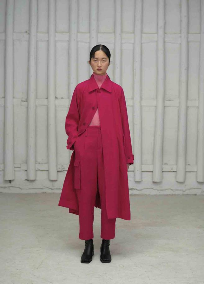 ISSEY MIYAKE 葉絨麻織系列。（ISSEY MIYAKE提供）