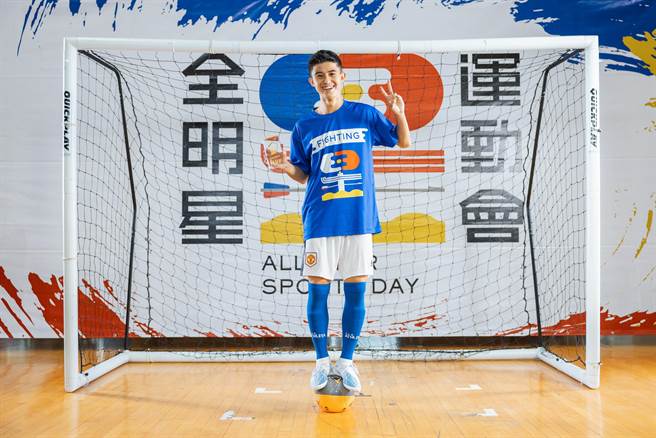 子贤近来在节目中，表现亮眼。（《全明星运动会4》提供）