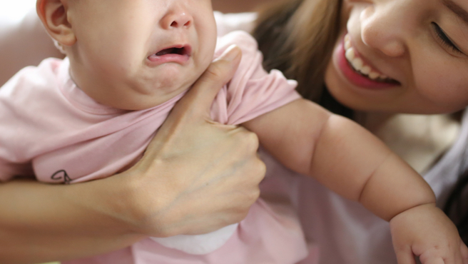 1岁女童哭闹不止，医检查惊见颅骨已被侵蚀。（示意图／shutterstock）