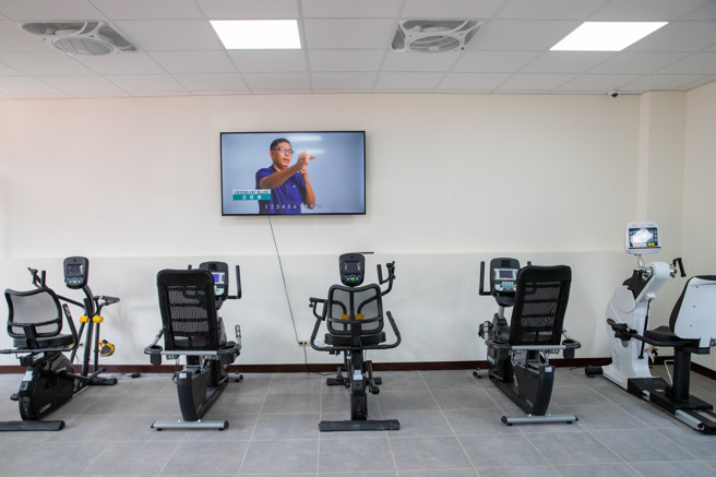 台南新營落成的老人文康中心暨興業里活動中心，將原有閒置的檔案空間活化，整修成老人團體與里民均可使用的空間。(台南市政府提供)