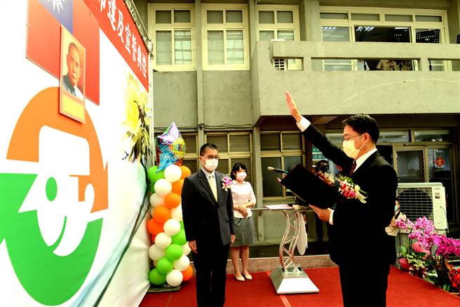 新任役政署長沈哲芳，5日宣誓就職。（役政署提供／廖志晃南投傳真）