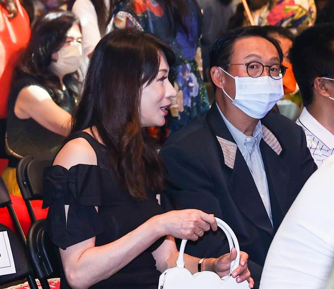 溫翠蘋與男友一起出席。（羅永銘攝）