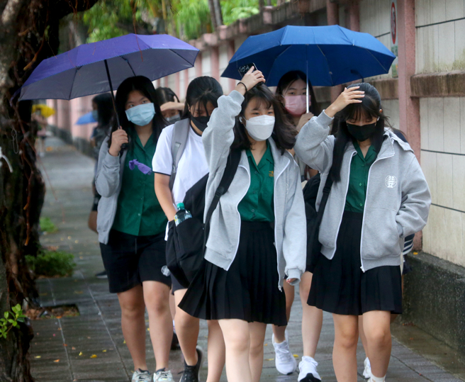 未來一周各地早晚都有涼意。（示意圖／資料照，陳君瑋攝）