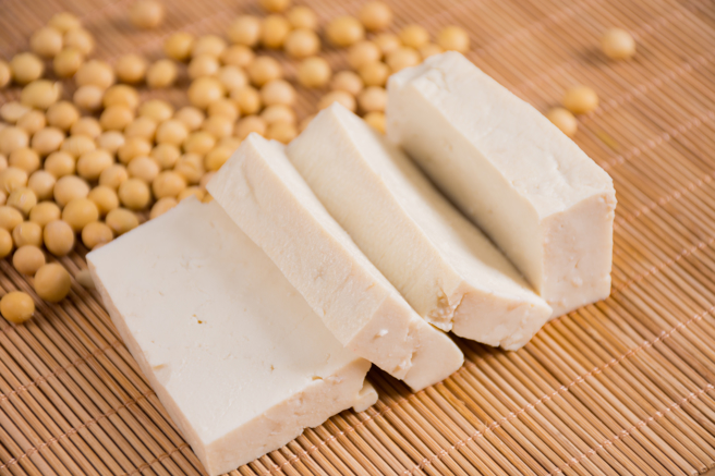 台北市议员锺沛君揭露，嫩豆腐跟鸡蛋豆腐都有明显的涨价情况出现。（图／示意图，达志影像）