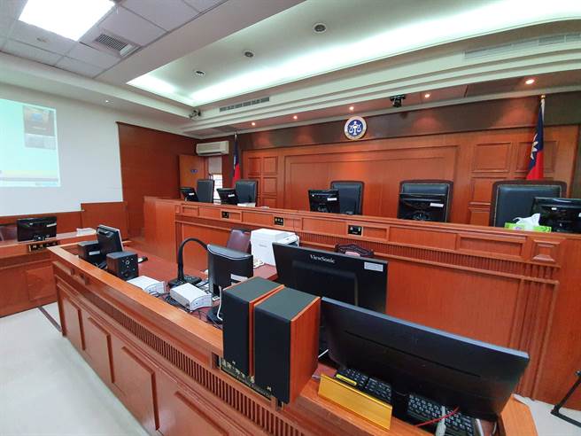 高院刑事法庭。本报资料照片