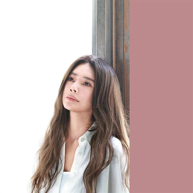 Rita推出全新双CD专辑《 年华》。（艾迪升提供）