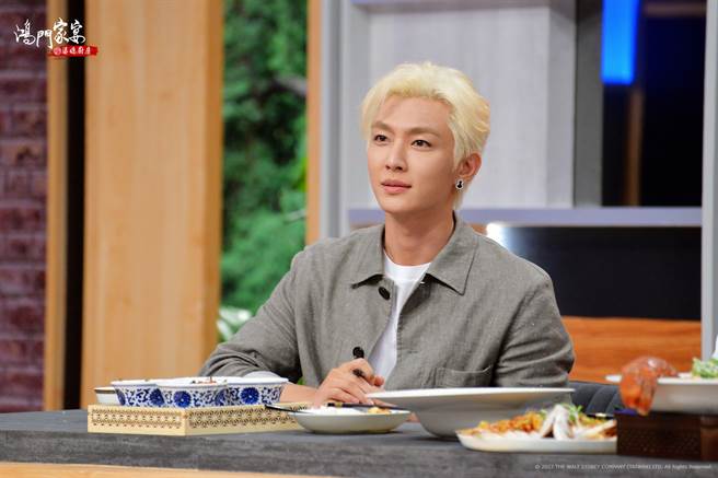 炎亞綸連2周擔任客座評審。（衛視中文台提供）