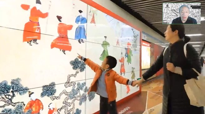 《明憲宗元宵行樂圖》公共電子超屏幕。(圖／林俊廷提供)