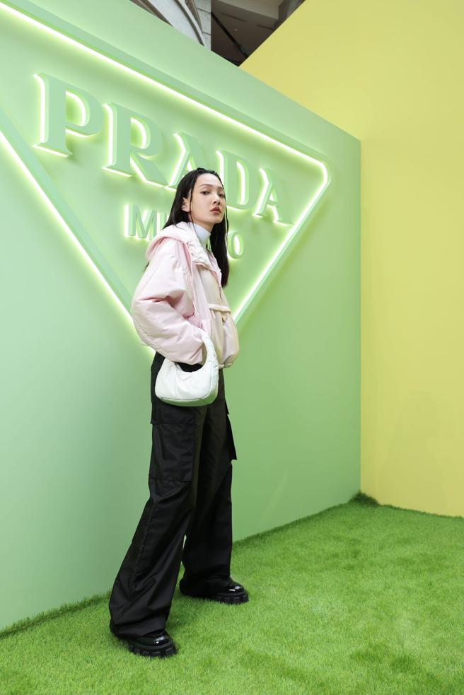 林映唯亮相PRADA Village期间限定店。（PRADA提供）