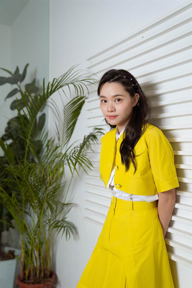 王真琳个性相当真诚没距离，提到分手2度泪崩。（青春期影视娱乐提供）