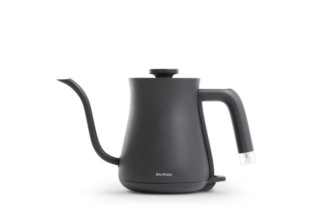 新光三越skm points扣3万点skm points可兑换「BALMUDA绝美手冲壶」。（新光三越提供）