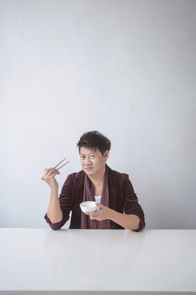 旅游达人瓦辛就认为，住在台北实在是很幸福，随时都能拥有让味蕾满足的美食飨宴。（摄影／陈志诚）