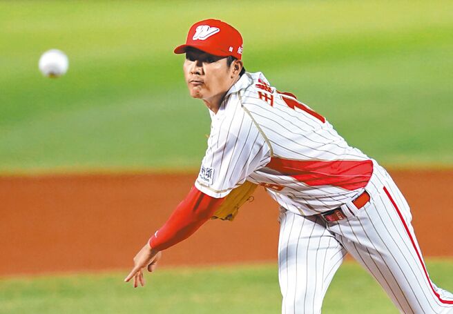 味全龙先发投手王维中主投7局飙出生涯单场新高9K、被敲4支安打仅失1分。（味全龙提供）