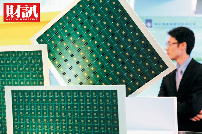 半導體多頭指標的ABF載板3雄，3年多來股價大漲10倍，今年成為法人提款機；在業績持續創高，同時面對股價跌跌不休的情況下，這時該買還是該賣呢？(圖/財訊提供)