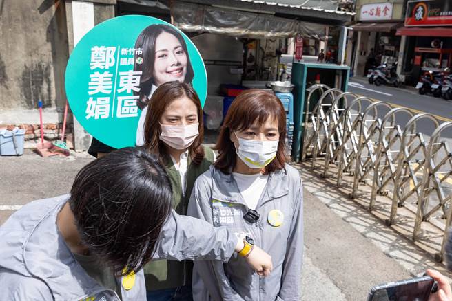 民進黨新竹市長參選人沈慧虹表示，高虹安只許自己調資料，卻不容他人質疑，只會攻擊別人，卻不解答自己的問題，批評雙標就是高一貫的標準。（王惠慧攝）