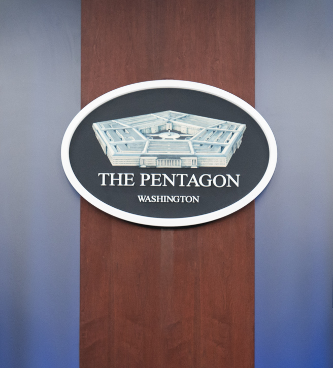 美國國防部（五角大廈）5日發布的黑名單增列了13家陸企，禁止美國人投資。(圖/ 美聯社)