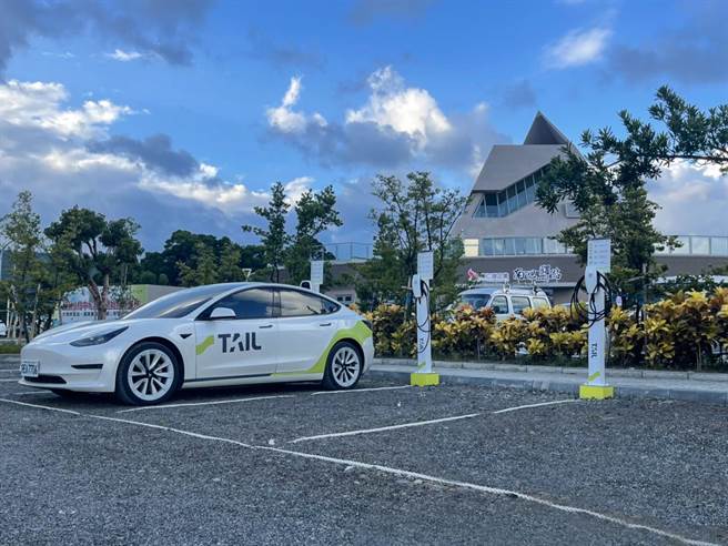 特尔电力在大武之心南迴驿设立电动车充电站点，10月7日正式上线营运。（业者提供）