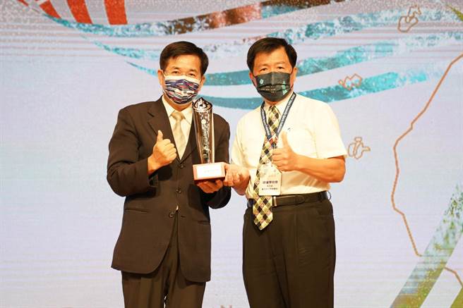 台中市立启明学校勇夺绩优学校奖。（台中市教育局提供）