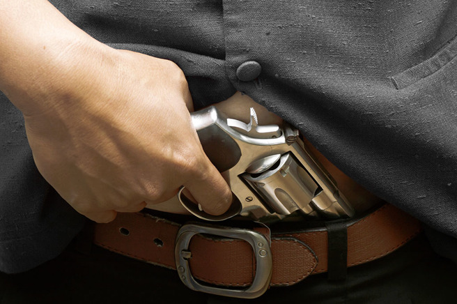 12歲男孩為了測試防彈護身符的效力，竟慫恿哥哥朝自己開槍，下秒便發生憾事。（示意圖／達志影像）