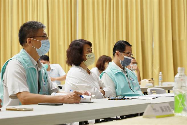 嘉义市长黄敏惠（中）出席「嘉义市工业用地投资媒合会」。（嘉义市政府提供／廖素慧嘉市传真）