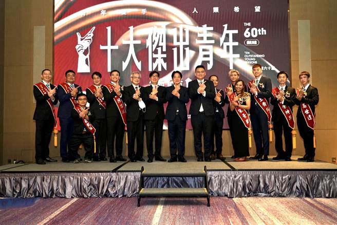 中華民國第60屆10大傑出青年7日公布，均為各領域優秀青年，包含知名藝人吳庚霖（炎亞綸）、東京奧運男子羽球雙打金牌李洋與王齊麟等。（國際青年商會中華民國總會提供／崔正綱高雄傳真）