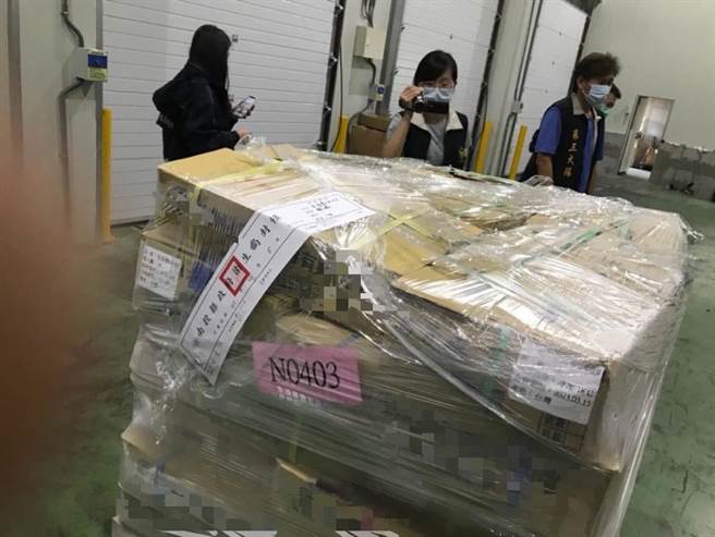 立崧黑心食品流窜，中检发动第二波搜索查扣过期乌骨鸡食品400只，传讯张姓负责人，讯后声押获准。（检方提供／陈淑芬台中传真）