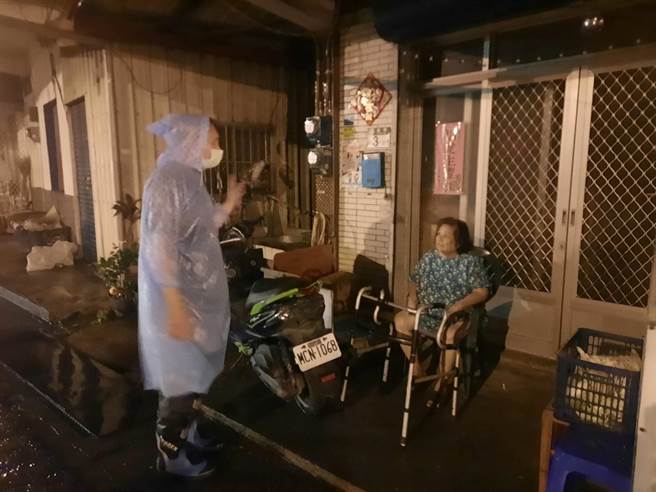 秀林鄕和中、和仁部落居民疏散。（秀林乡公所提供）