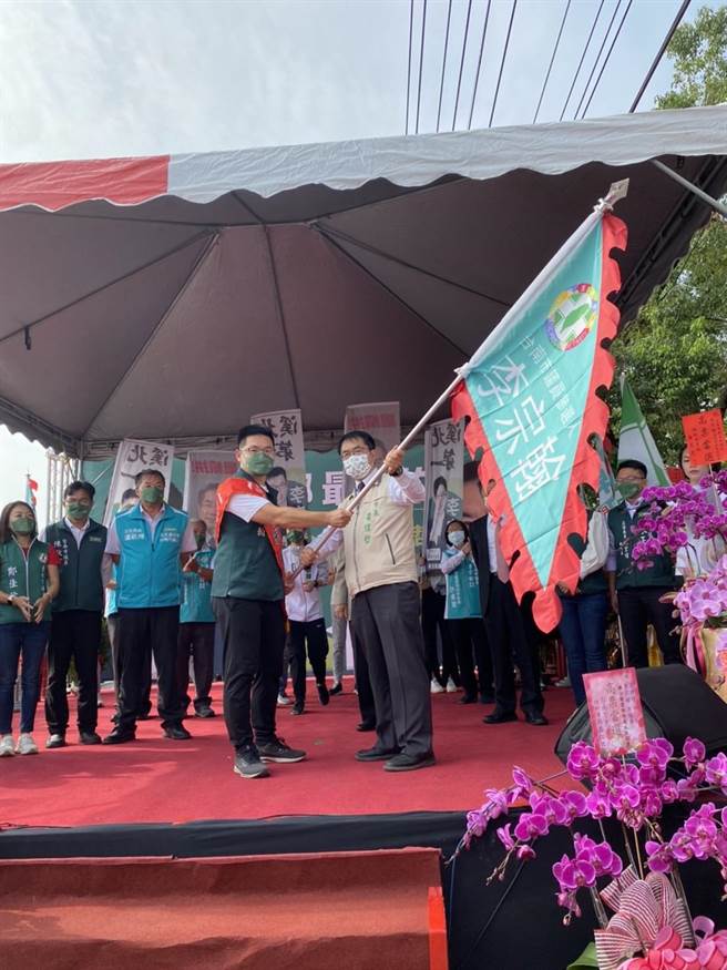 台南市长黄伟哲和市议员李宗翰8日在后壁区举办联合竞选总部成立大会。（议员李宗翰服务处提供／李俊淇台南传真）