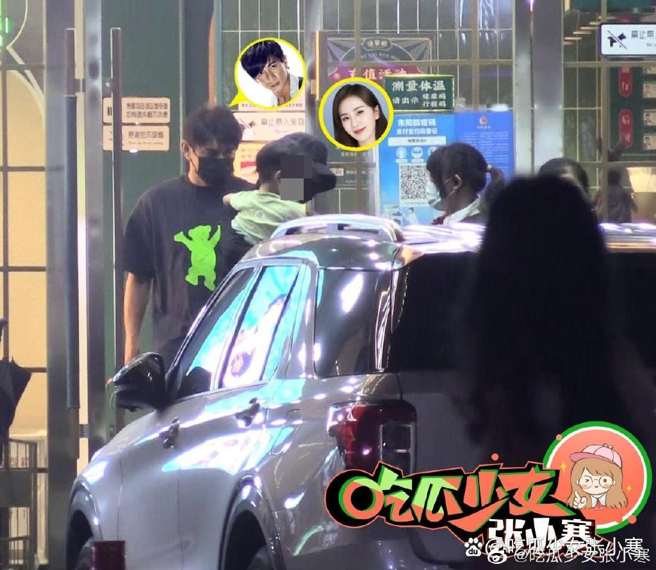 吴奇隆、刘诗诗一家三口出游。（图／翻摄自吃瓜少女张小寒微博）