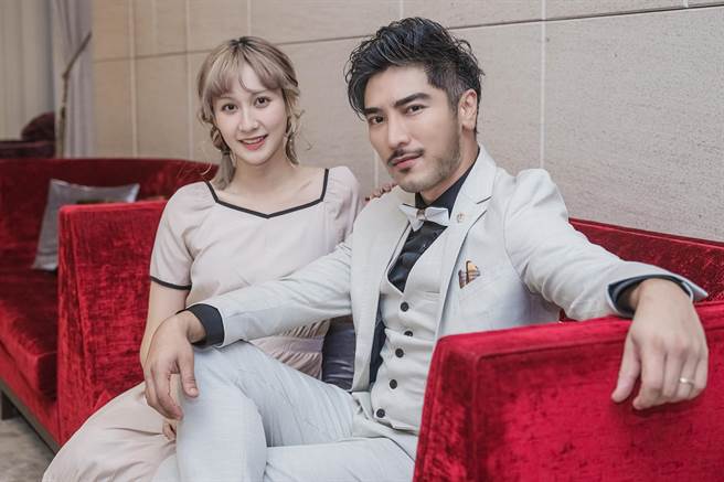 罗平（右）和郑亚在《台湾X檔案》里组反派双人组。（LiTV、中视提供）