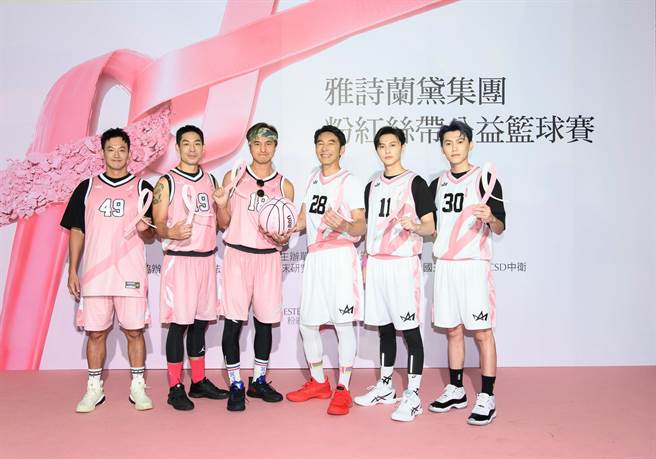 廖威廉(左起)、蓝钧天、王少伟、李李仁、邱胜翊、邱宇辰。（雅诗兰黛提供）