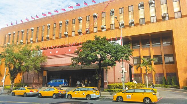 台肥帮子公司旭昌化学融资背书保证，损失约3亿元，台北地检署（见图）7日依《证交法》起诉时任台肥董事长、前立法院副院长锺荣吉等人。（本报资料照片）