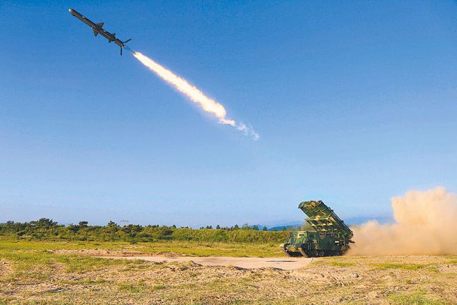 2周内的第7次试射！北韩再试射1枚弹道飞弹。图为北韩过去试射新型巡航飞弹画面。（新华社）