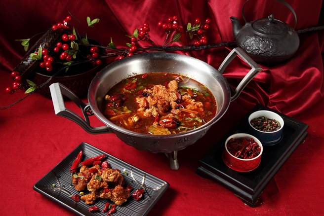 繼光香香雞攜手這一鍋推冷凍鍋物，限時到這一鍋用餐還能獲繼光香香雞乙盤。（繼光香香雞提供）