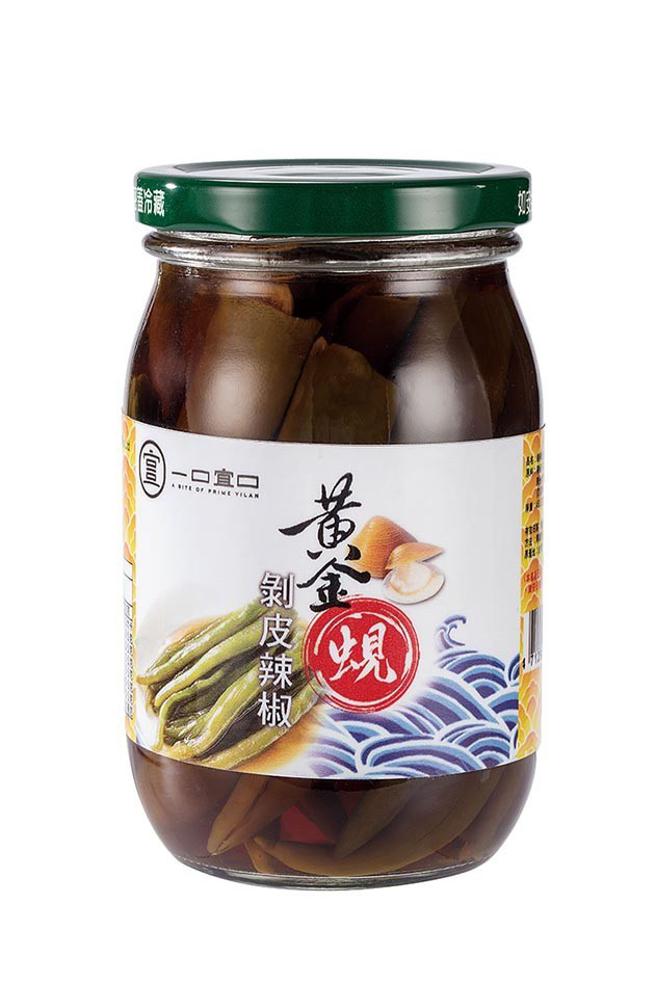 家樂福一口宜口蜆精剝皮辣椒醬，150元。（家樂福提供）