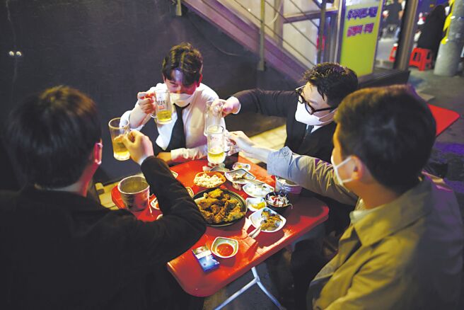 韩式炸鸡成奢侈品图╱路透