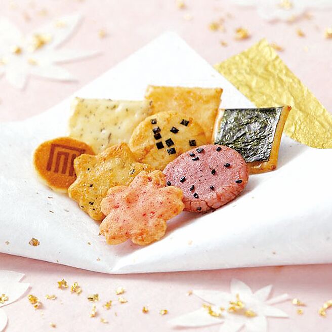 宇治式部郷樱红叶（小），售价520元（8袋入）。（远东SOGO百货提供）