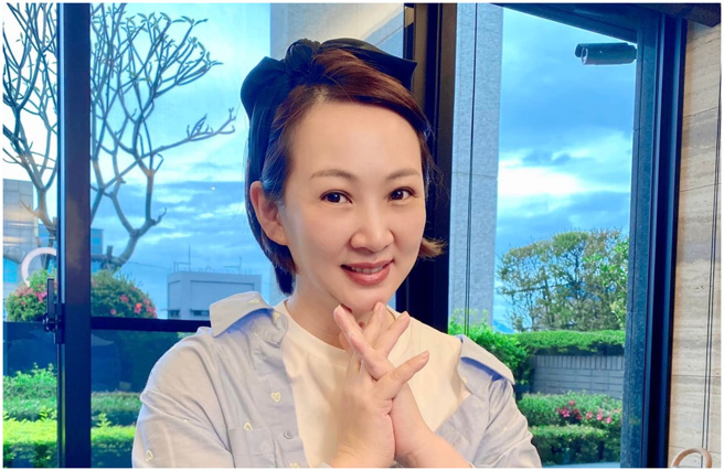 郁方自爆曾捐錢給爬山台灣之光。（圖／FB@好門媳婦的秘密生活郁小方）