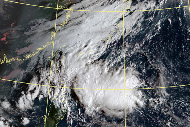 今愈晚愈冷，東北季風轉乾，明晨低溫下探16度。（中央氣象局提供）