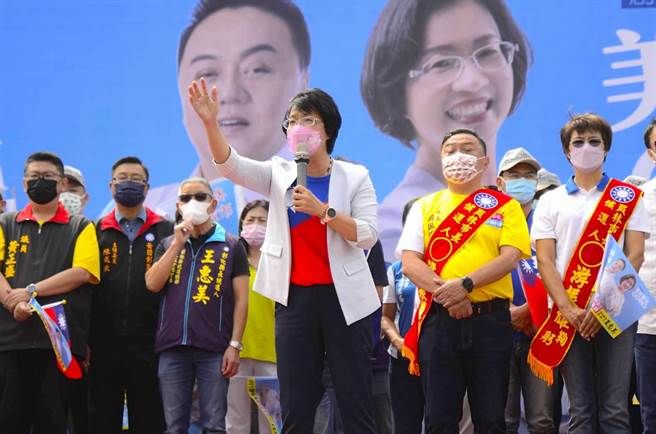 王惠美表示，過去彰化縣長是自己「員林人」所擔任，但我們的市長、民代要求蓋一個風雨球場，卻一毛錢都不補助。（吳建輝攝）