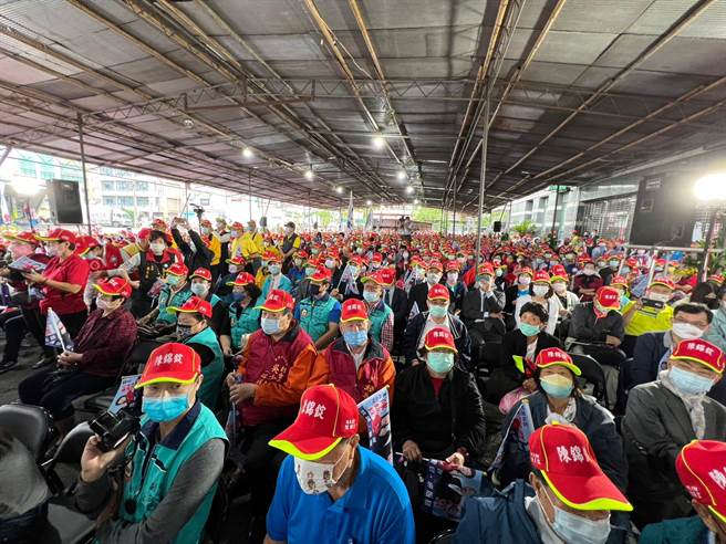 现场涌入超过4000名支持者。（李奇叡摄）