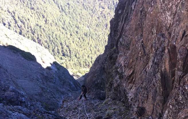 40岁资深登山家徐耀群魂断玉山东峰。（搜救示意图／本报资料照）